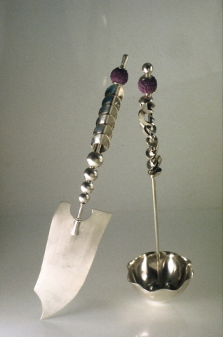 A Lady's Pearls Ladle & Slice  *Private Collection